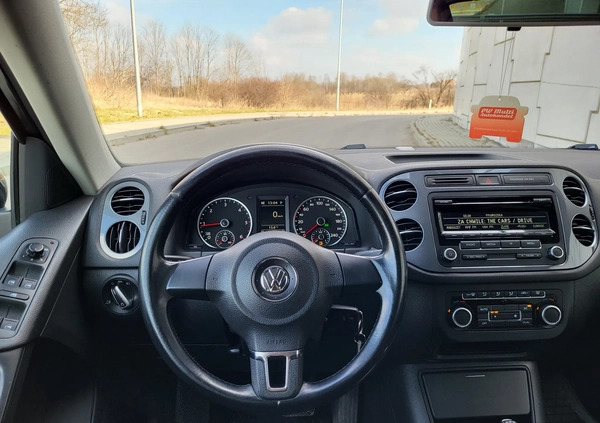 Volkswagen Tiguan cena 43800 przebieg: 289000, rok produkcji 2011 z Orzysz małe 191